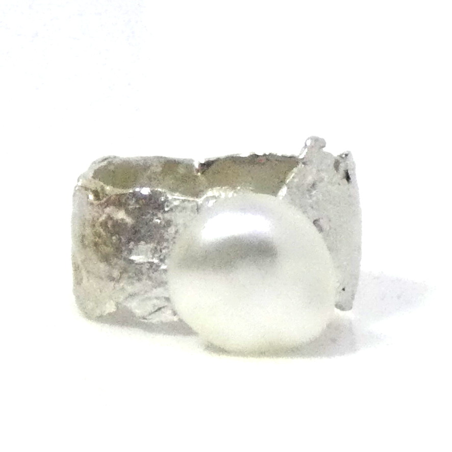 White South Sea Keishi Pearl, Fused Silver Ring